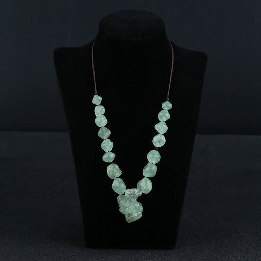 Natural Prehnite Gemstone Necklace, Adjustable Necklace, 1 Strand, 16-24 inch, 58g