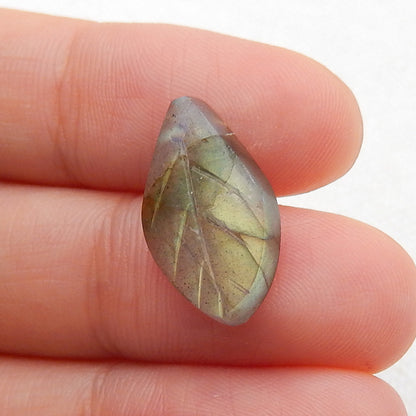 Carved Leaf Shaped Labradorite Gemstone Pendant Stone, 17x10x4mm, 1.0g