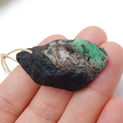 Natural nugget Emerald Green Pendant Bead, 39x21x13mm, 12.8g - MyGemGarden