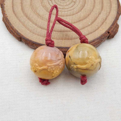 Nouveau design Paire de boucles d'oreilles en pierres précieuses Mookaite Jasper Cerf sculpté, Boucles d'oreilles en fleurs sculptées, 16X16mm, 11.4g