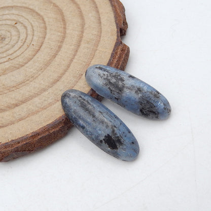 天然蓝色蓝晶石宝石凸圆形一对，22x8x4mm，3.3g