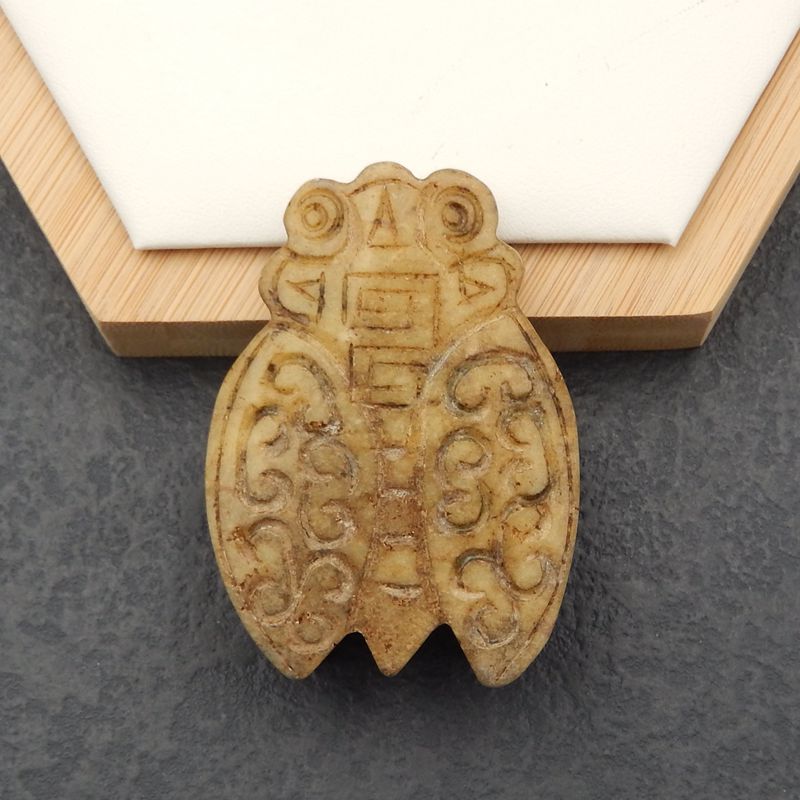 Natural Nephrite Jade Carved cicada Pendant Bead 58x43x17mm, 60g