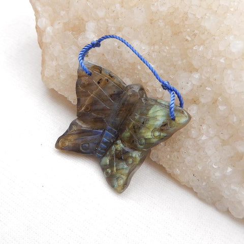 Perle pendentif papillon sculpté en labradorite, 28x35x5mm, 8.5g