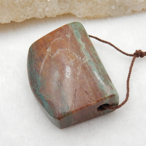 天然绿色条纹侧钻吊坠石，35x26x13mm，21.2g