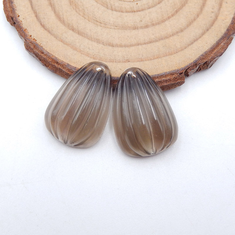 Paire de boucles d'oreilles en pierres précieuses à dos plat en quartz fumé sculpté, 21x15x7 mm, 5,7 g