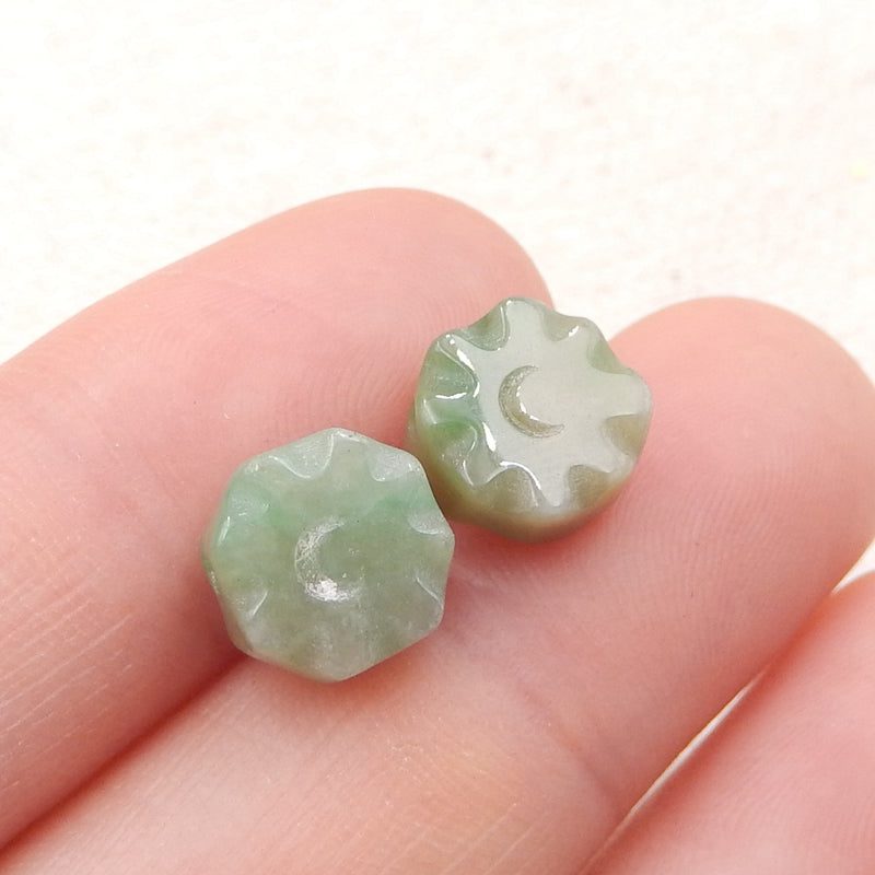 天然绿色玛瑙雕花镂空耳环一对，9x4 毫米，1.5 克