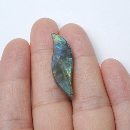 Natural Labradorite Carved leaf Gemstone Cabochon, 30x9x6mm, 2.6g - MyGemGarden